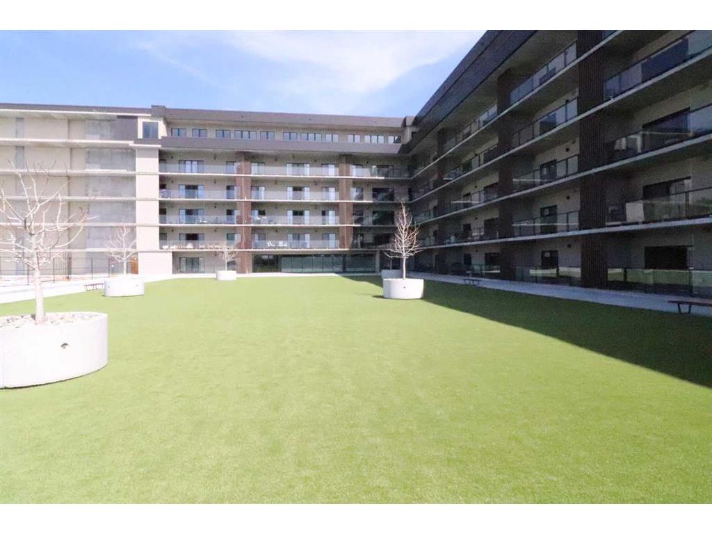 









102


Scenic

Drive North, 336,
Lethbridge,




AB
T1H 5L9

