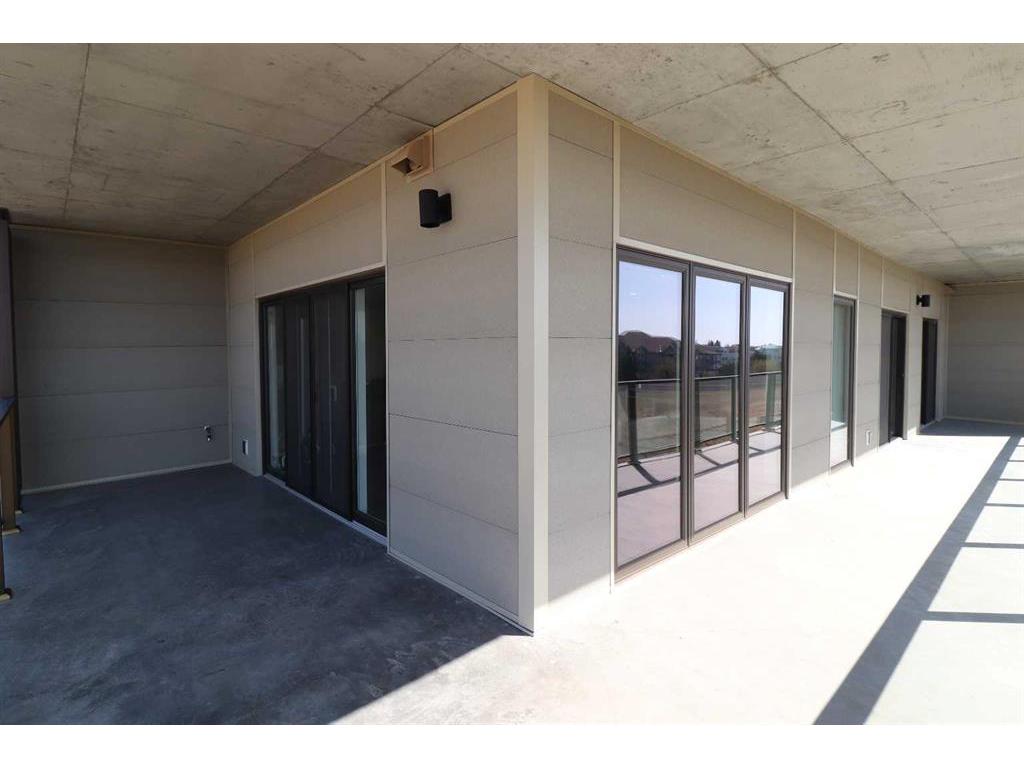









102


Scenic

Drive North, 336,
Lethbridge,




AB
T1H 5L9

