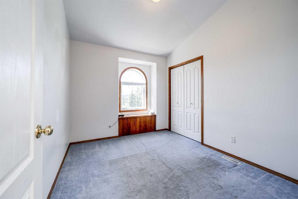 









217


Falcon Ridge

Way,
Rural Lethbridge County,




AB
T1J 5R8

