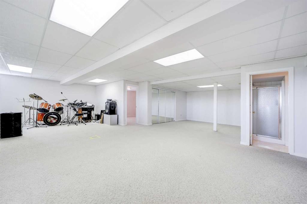 









217


Falcon Ridge

Way,
Rural Lethbridge County,




AB
T1J 5R8

