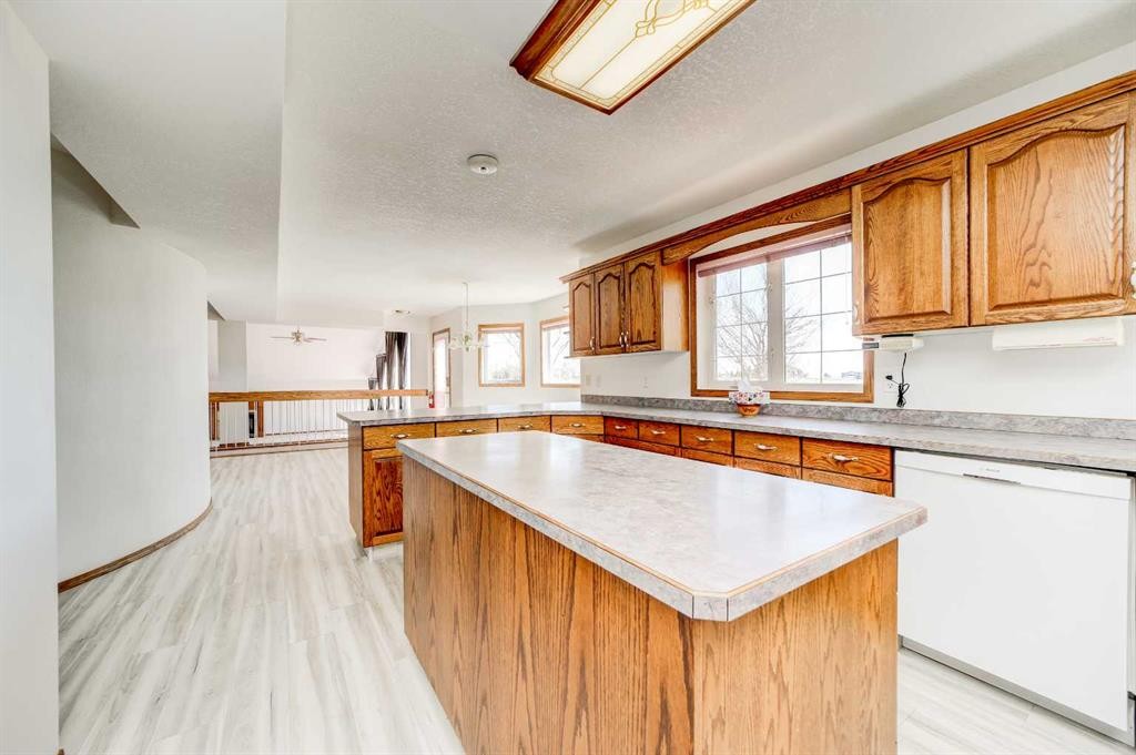 









217


Falcon Ridge

Way,
Rural Lethbridge County,




AB
T1J 5R8

