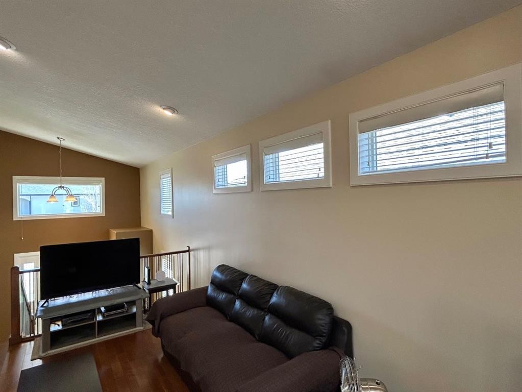 









330


Sixmile

Lane South,
Lethbridge,




AB
T1K 5S8

