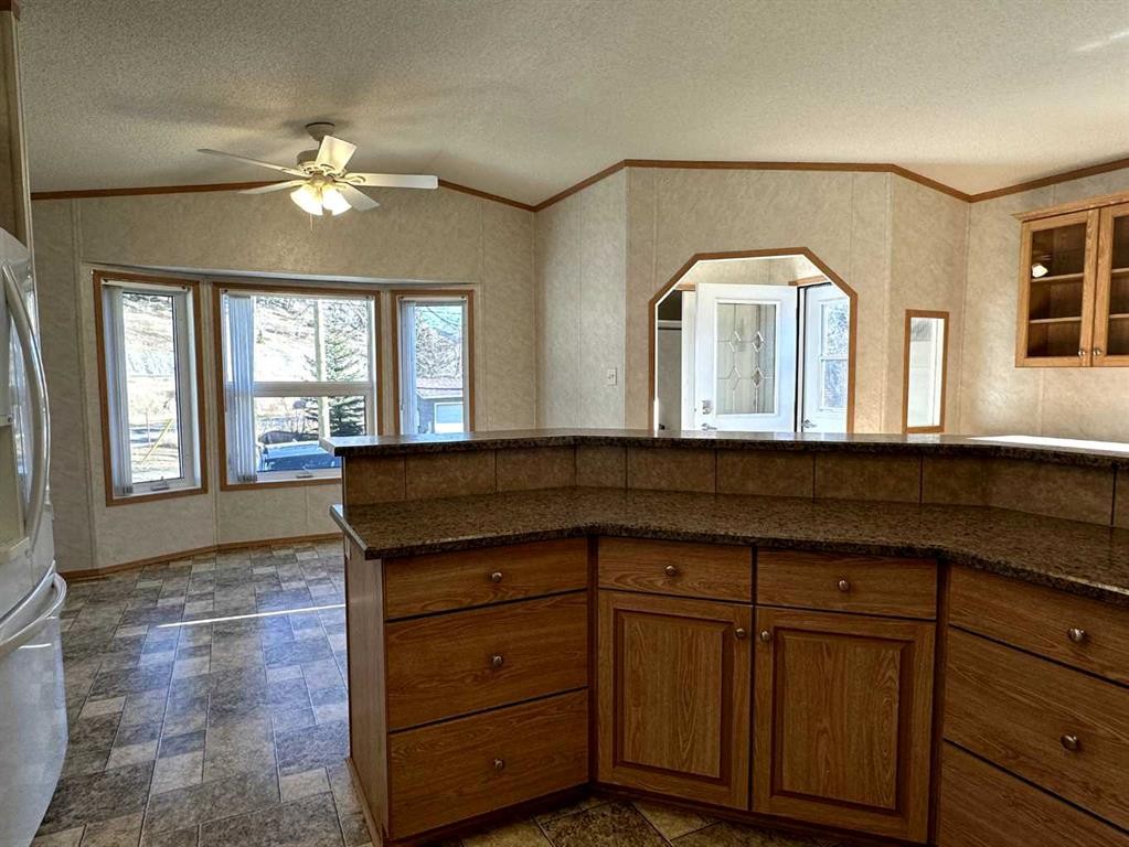









2026


136

Street,
Blairmore,




AB
T0K 0E0

