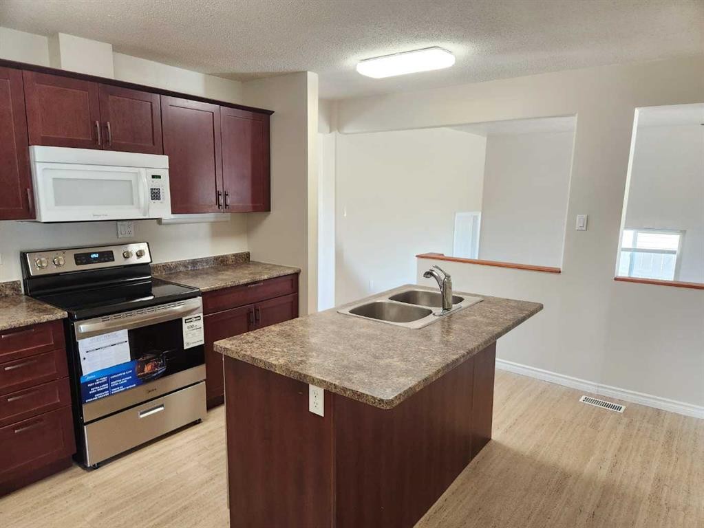 









1112


44

Avenue North,
Lethbridge,




AB
T1H 6C3

