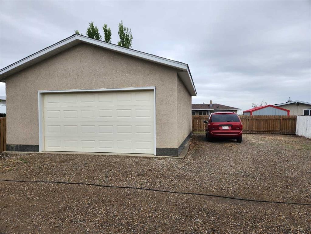 









1112


44

Avenue North,
Lethbridge,




AB
T1H 6C3

