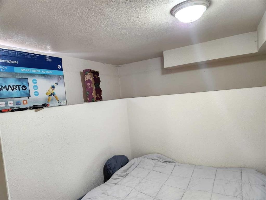 









1112


44

Avenue North,
Lethbridge,




AB
T1H 6C3

