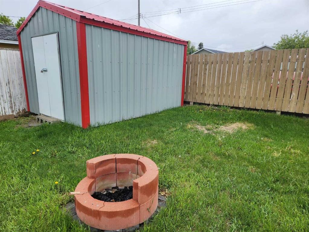 









1112


44

Avenue North,
Lethbridge,




AB
T1H 6C3

