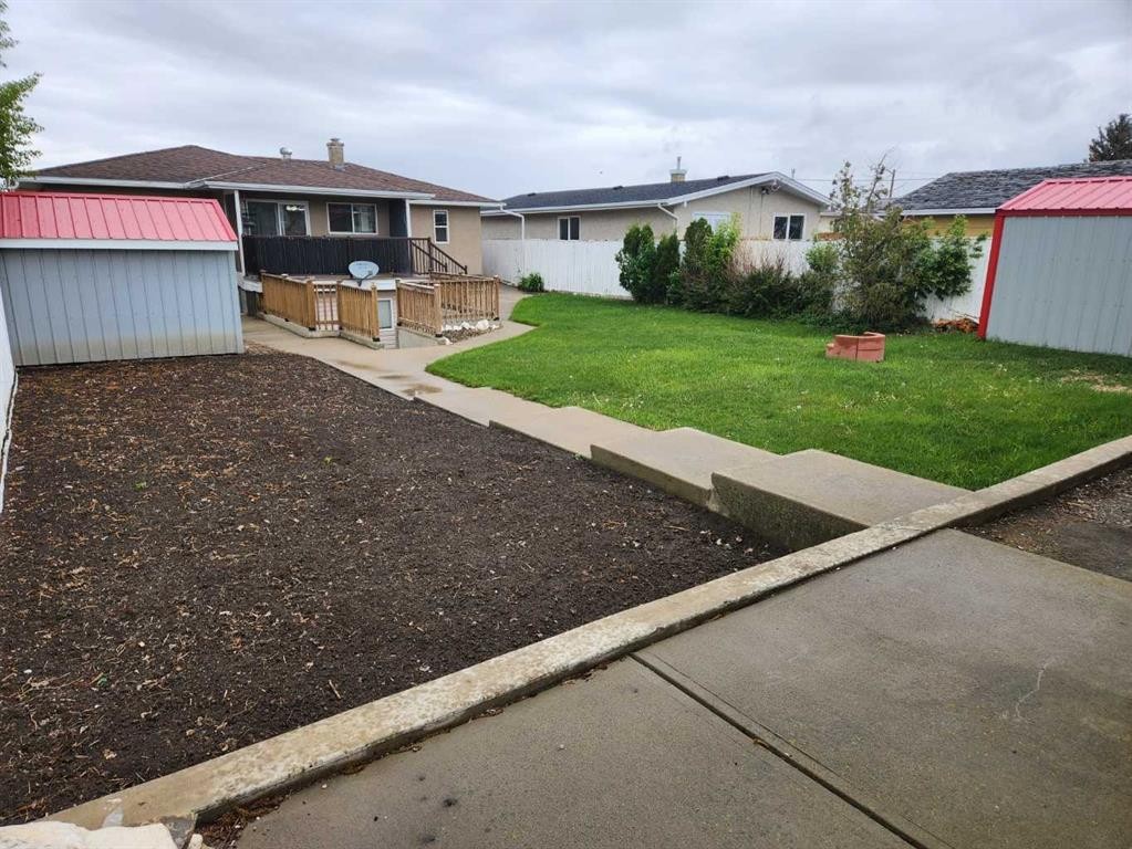 









1112


44

Avenue North,
Lethbridge,




AB
T1H 6C3


