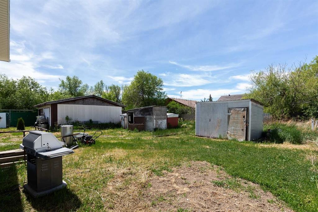 









329


4A

Street,
Stirling,




AB
T0K 2E0

