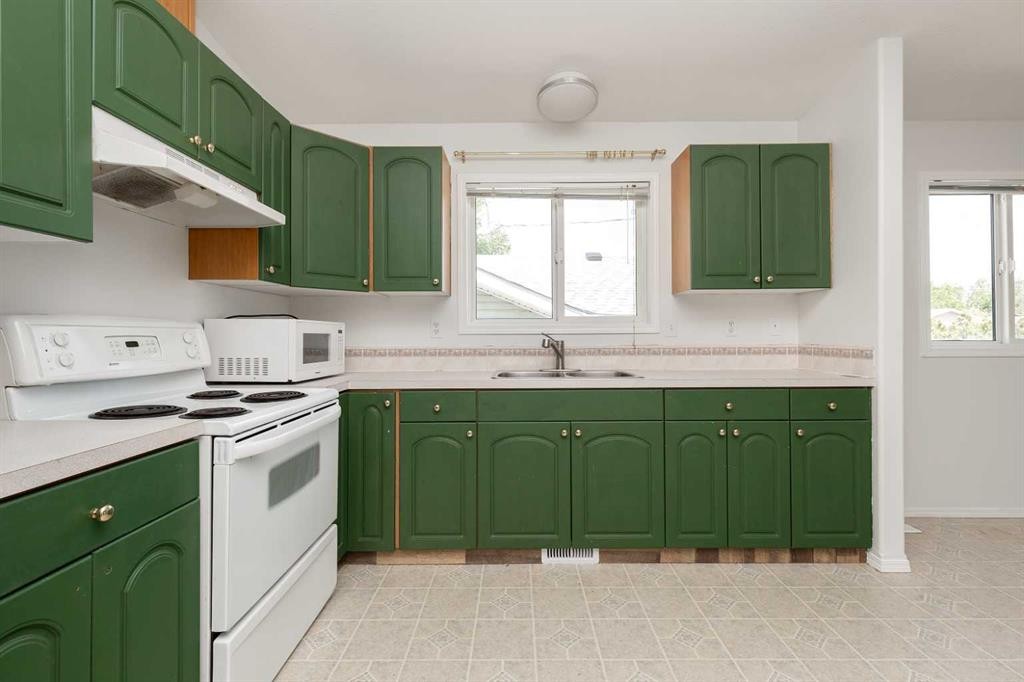 









329


4A

Street,
Stirling,




AB
T0K 2E0

