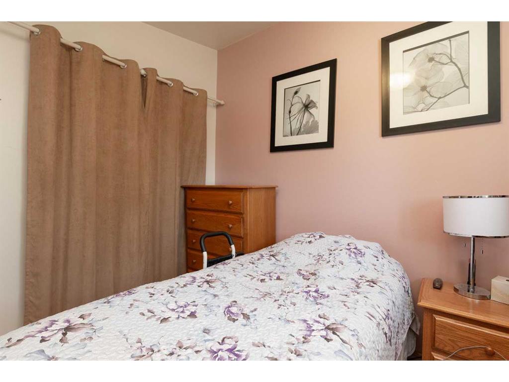 









3303


5A

Avenue South,
Lethbridge,




AB
T1J 0J4

