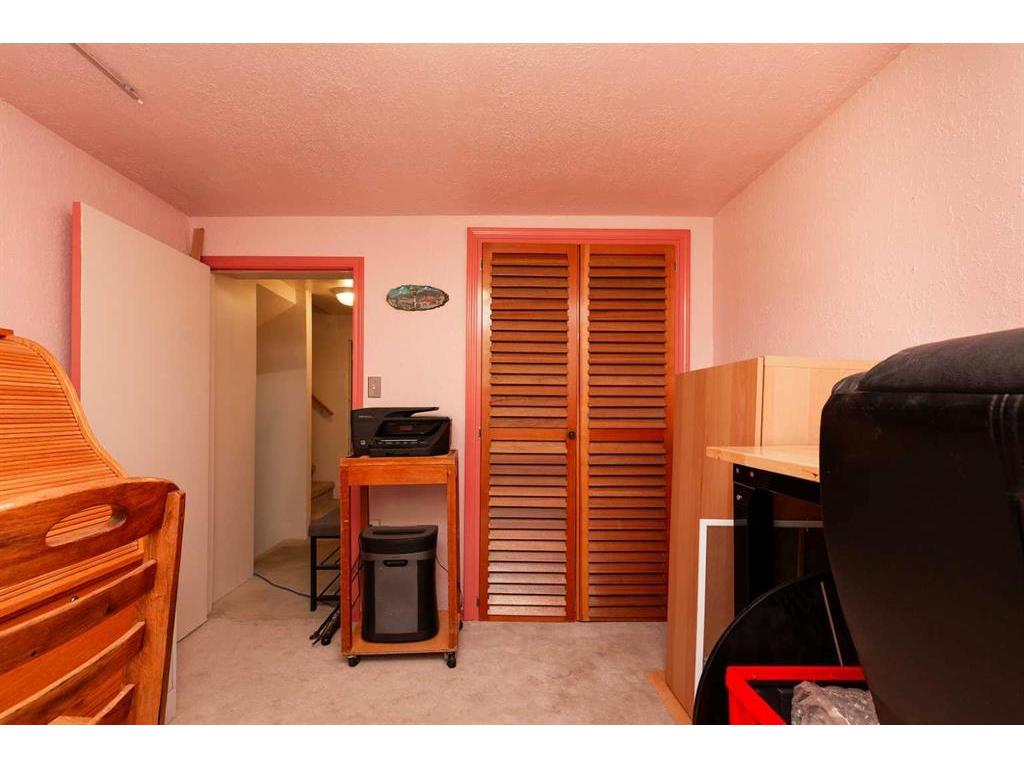 









3303


5A

Avenue South,
Lethbridge,




AB
T1J 0J4


