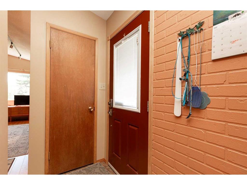 









3303


5A

Avenue South,
Lethbridge,




AB
T1J 0J4

