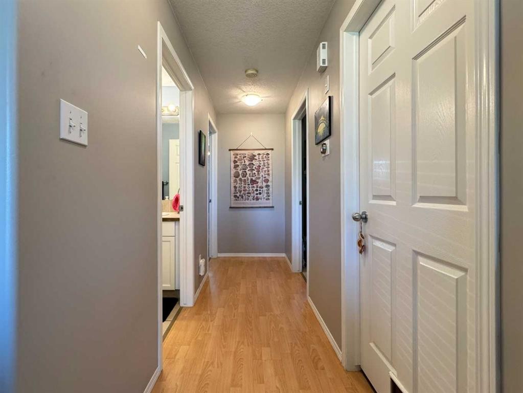 









535


9

Avenue North, 3,
Lethbridge,




AB
T1H 1Z7

