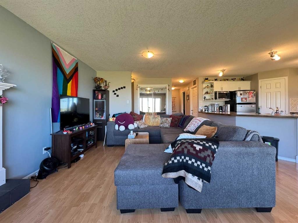 









535


9

Avenue North, 3,
Lethbridge,




AB
T1H 1Z7

