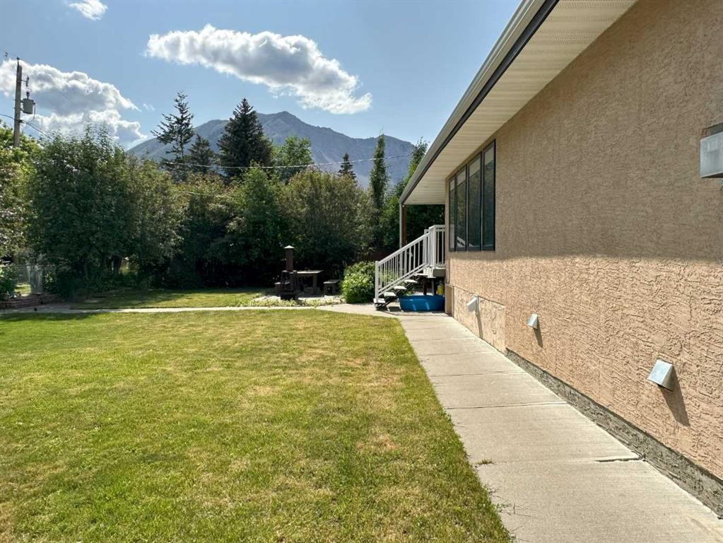









2429


211

Street,
Bellevue,




AB
T0K 0C0

