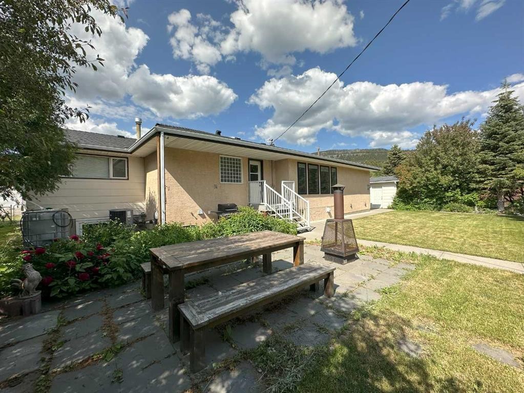









2429


211

Street,
Bellevue,




AB
T0K 0C0

