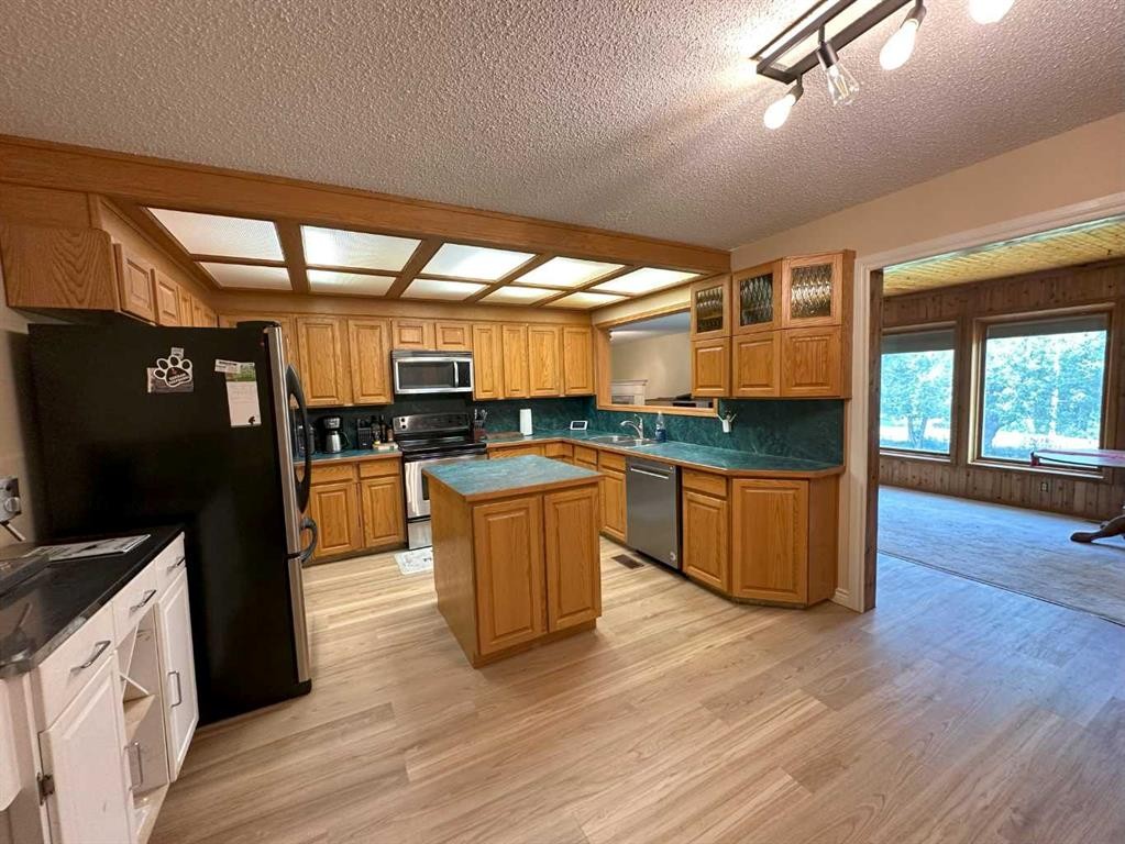 









2429


211

Street,
Bellevue,




AB
T0K 0C0


