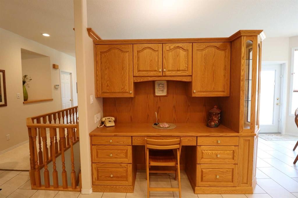 









77


Fairmont Park

Landing South,
Lethbridge,




AB
T1K 7L1

