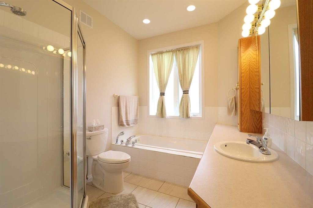 









77


Fairmont Park

Landing South,
Lethbridge,




AB
T1K 7L1

