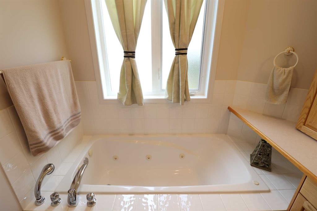 









77


Fairmont Park

Landing South,
Lethbridge,




AB
T1K 7L1


