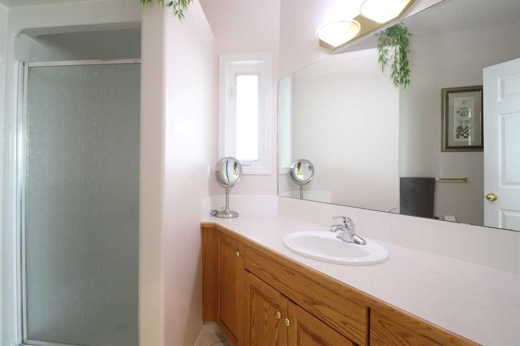 









77


Fairmont Park

Landing South,
Lethbridge,




AB
T1K 7L1

