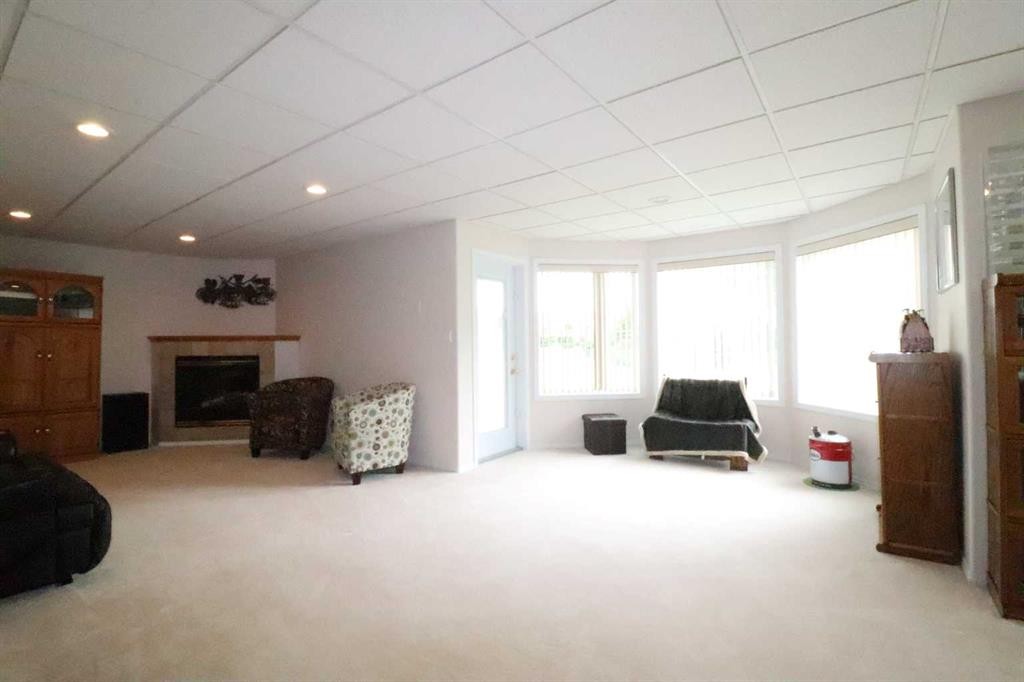 









77


Fairmont Park

Landing South,
Lethbridge,




AB
T1K 7L1

