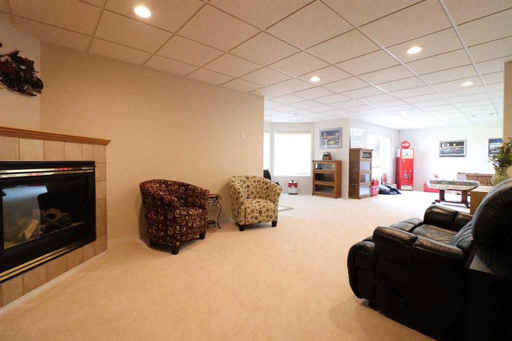 









77


Fairmont Park

Landing South,
Lethbridge,




AB
T1K 7L1

