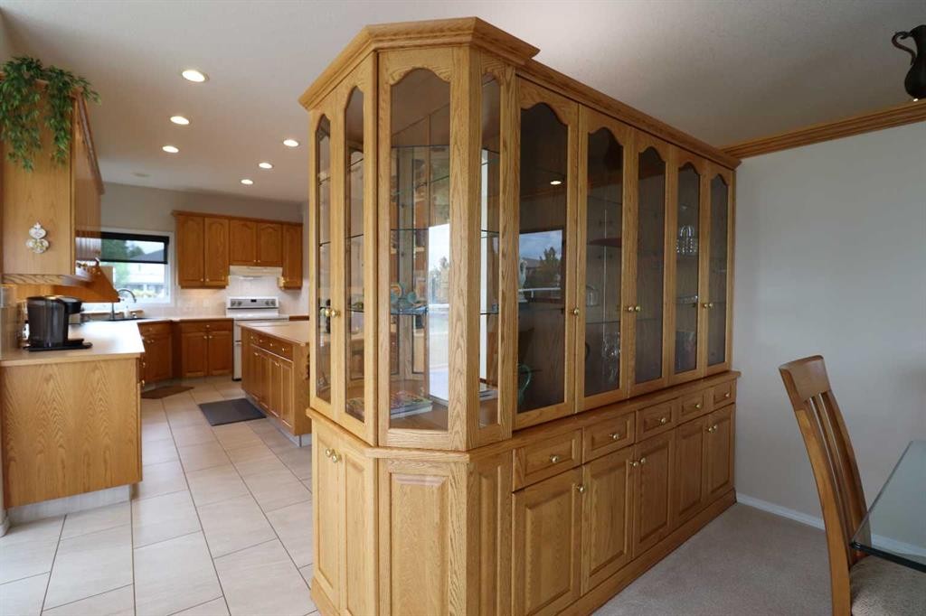 









77


Fairmont Park

Landing South,
Lethbridge,




AB
T1K 7L1

