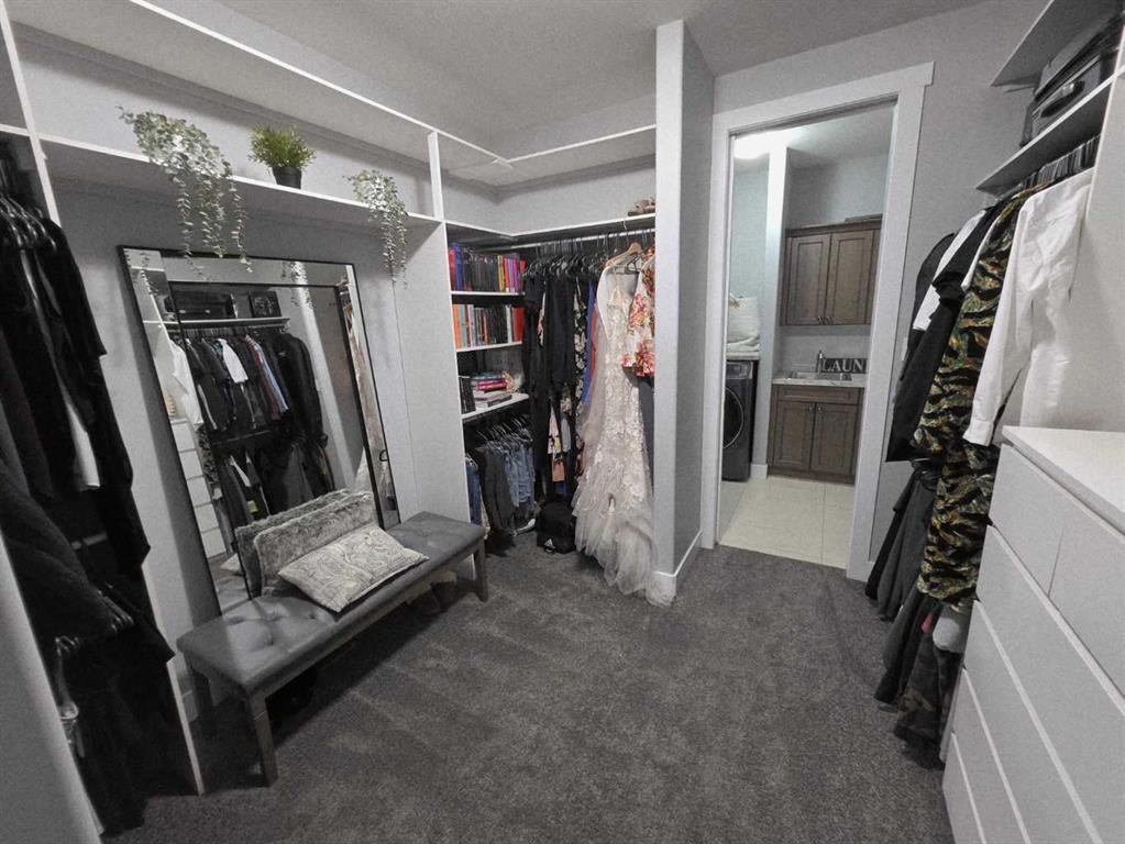 









5312


43

Street,
Taber,




AB
T1G 0E2

