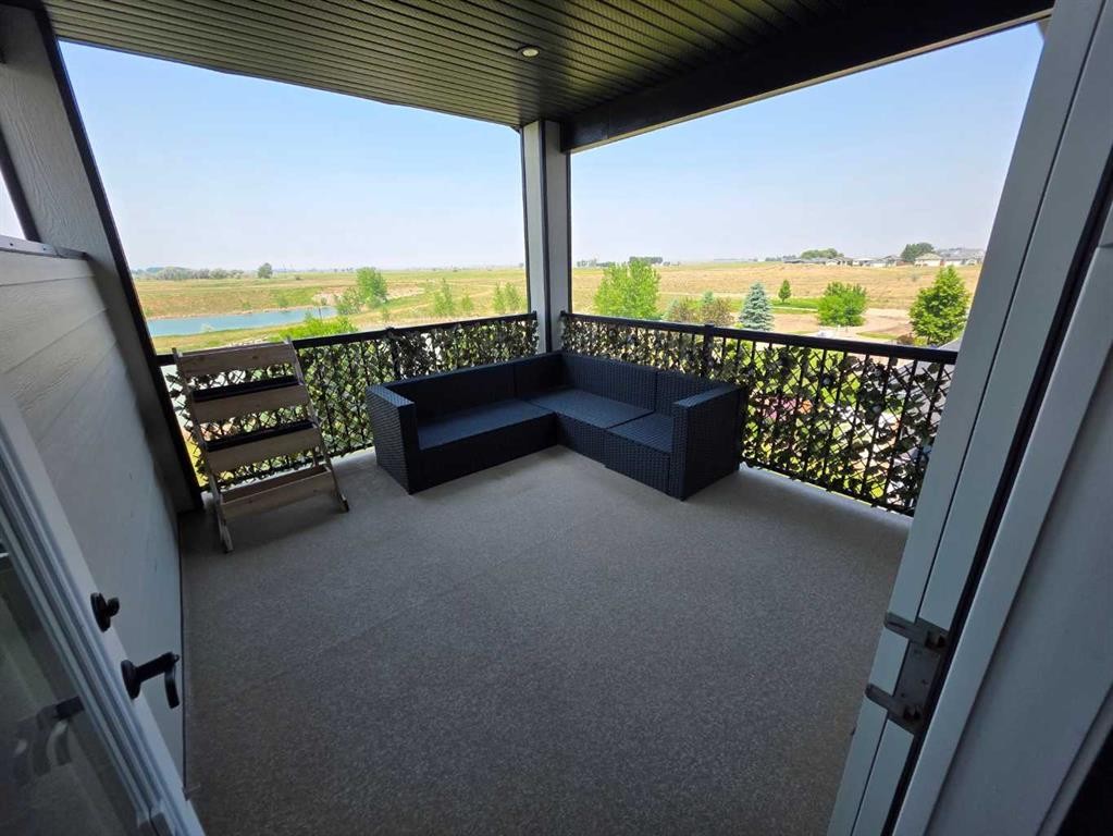 









5312


43

Street,
Taber,




AB
T1G 0E2

