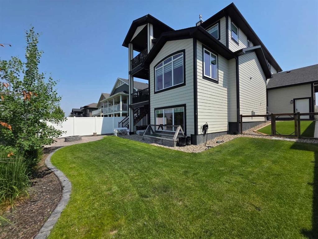 









5312


43

Street,
Taber,




AB
T1G 0E2

