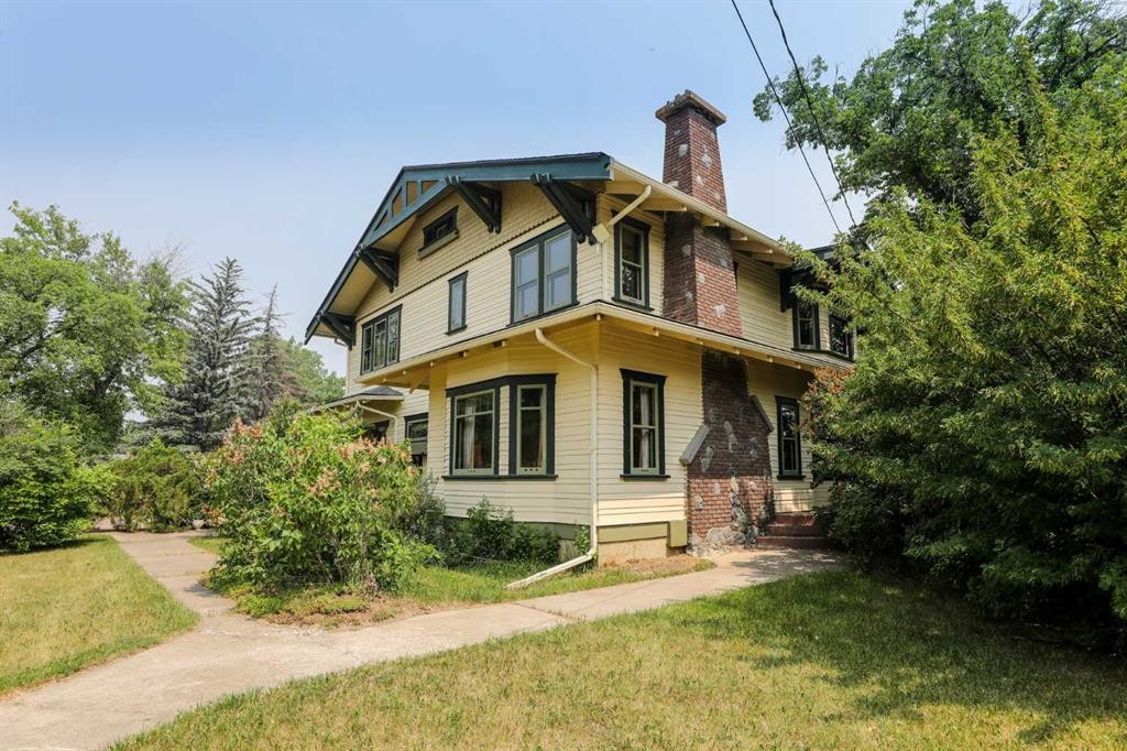 









302


King Street

,
Nobleford,




AB
T0L 1S0

