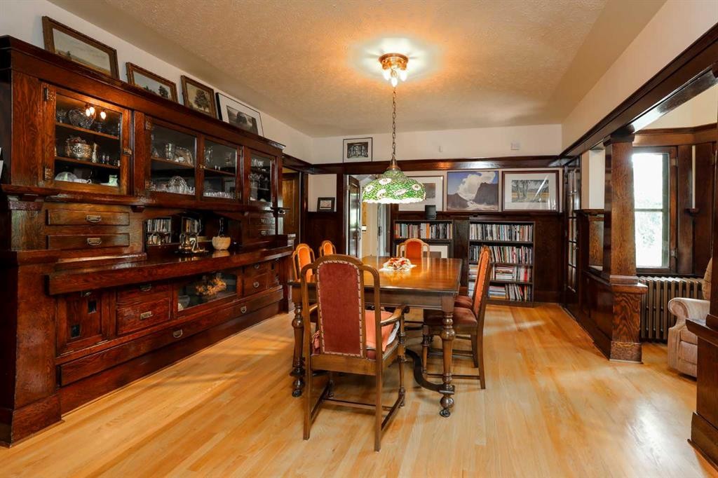 









302


King Street

,
Nobleford,




AB
T0L 1S0

