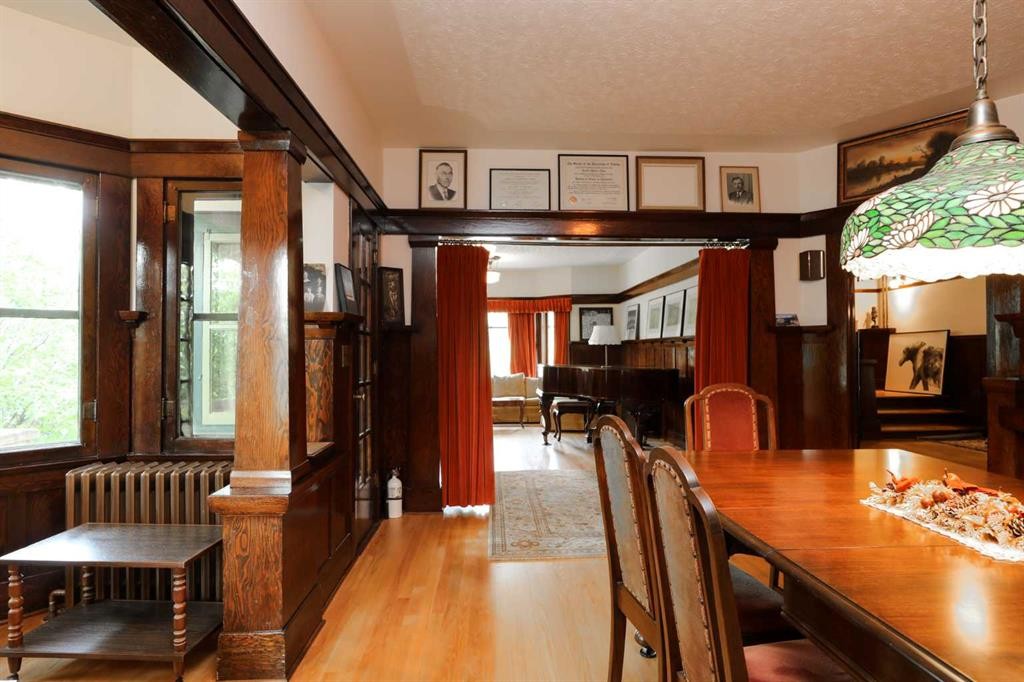 









302


King Street

,
Nobleford,




AB
T0L 1S0


