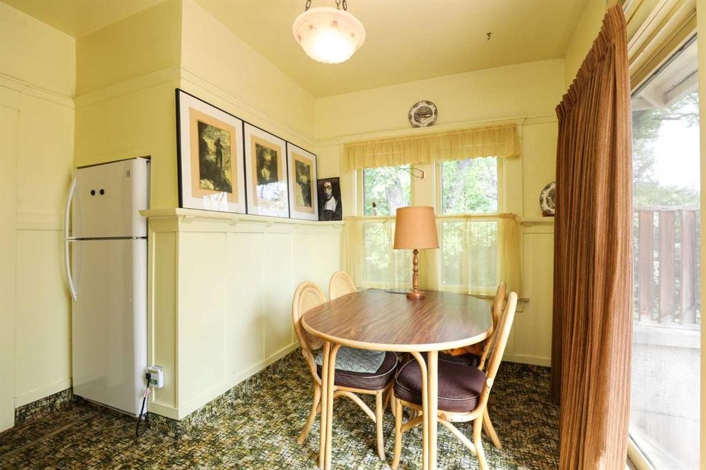 









302


King Street

,
Nobleford,




AB
T0L 1S0

