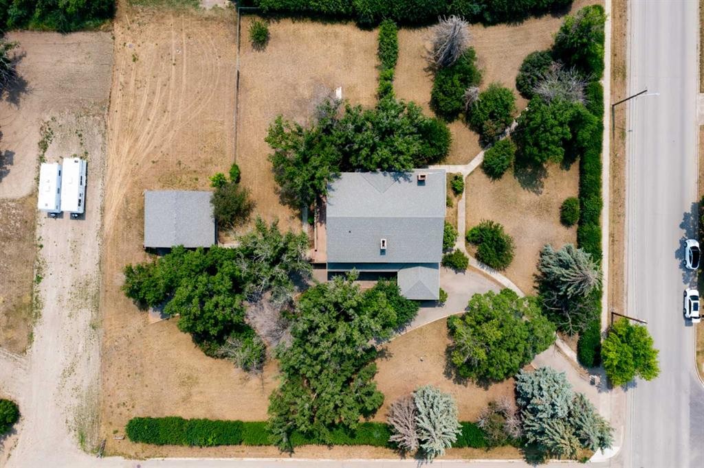 









302


King Street

,
Nobleford,




AB
T0L 1S0

