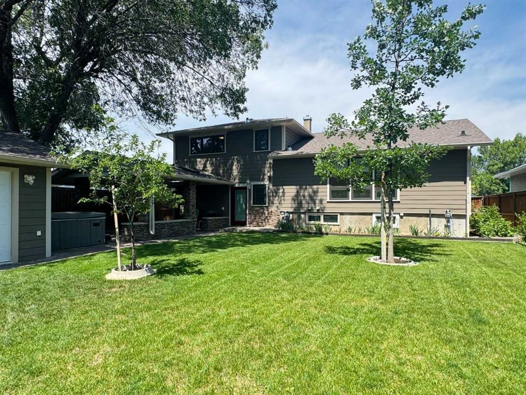 









2302


14

Avenue South,
Lethbridge,




AB
T1K 0V5

