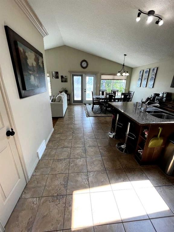 









226


Gateway

Manor South,
Lethbridge,




AB
T1K5S1

