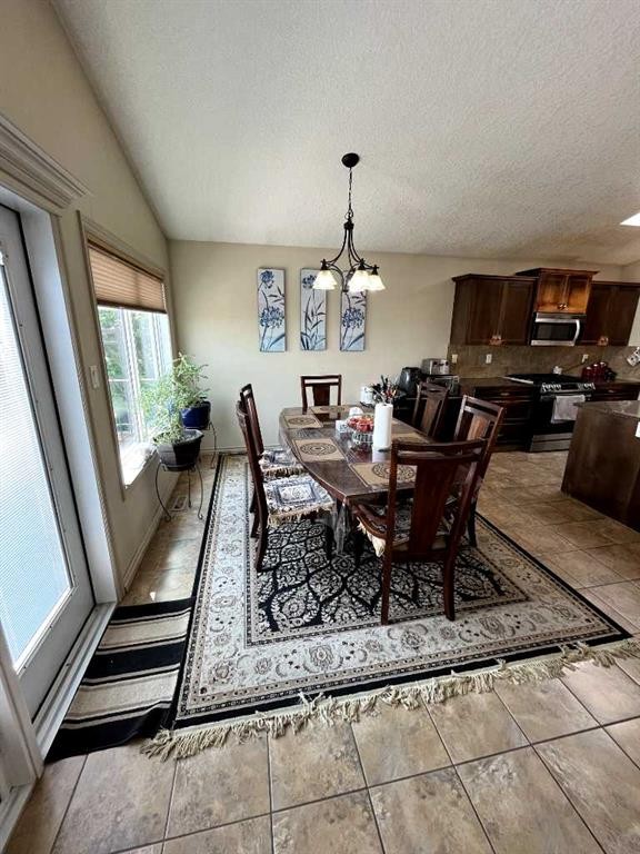 









226


Gateway

Manor South,
Lethbridge,




AB
T1K5S1

