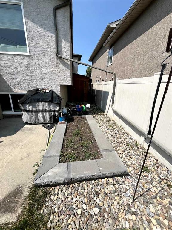 









226


Gateway

Manor South,
Lethbridge,




AB
T1K5S1

