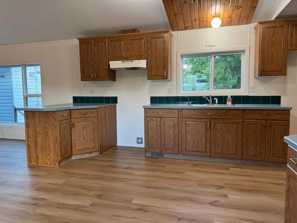 









22602


9

Avenue,
Hillcrest,




AB
T0K 1C0

