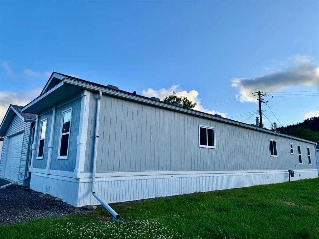 









22602


9

Avenue,
Hillcrest,




AB
T0K 1C0

