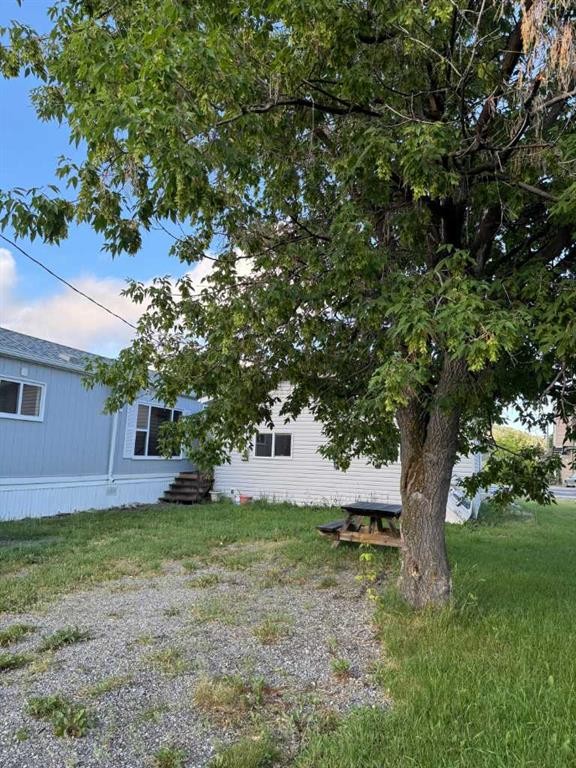 









22602


9

Avenue,
Hillcrest,




AB
T0K 1C0

