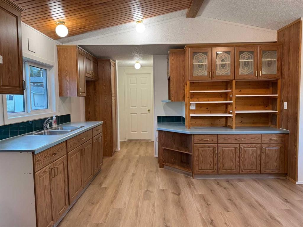 









22602


9

Avenue,
Hillcrest,




AB
T0K 1C0

