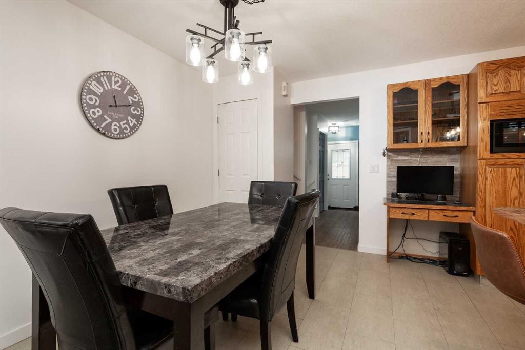 









39


Bluefox

Boulevard North,
Lethbridge,




AB
T1H 5Z8

