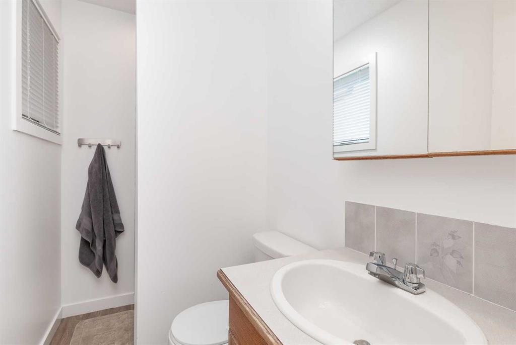 









39


Bluefox

Boulevard North,
Lethbridge,




AB
T1H 5Z8

