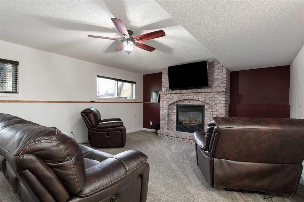 









39


Bluefox

Boulevard North,
Lethbridge,




AB
T1H 5Z8

