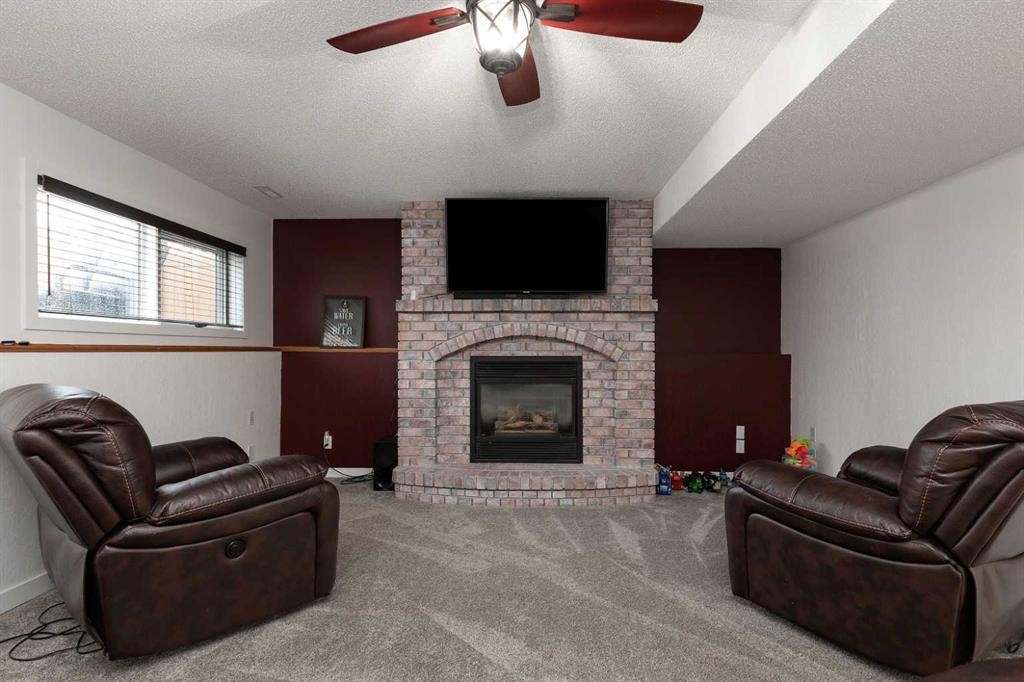 









39


Bluefox

Boulevard North,
Lethbridge,




AB
T1H 5Z8

