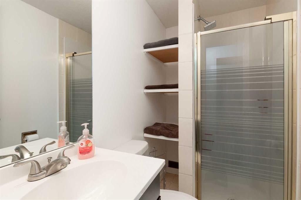 









39


Bluefox

Boulevard North,
Lethbridge,




AB
T1H 5Z8

